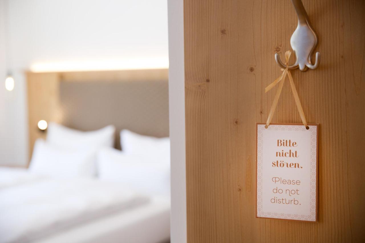 Hohes Licht 4*